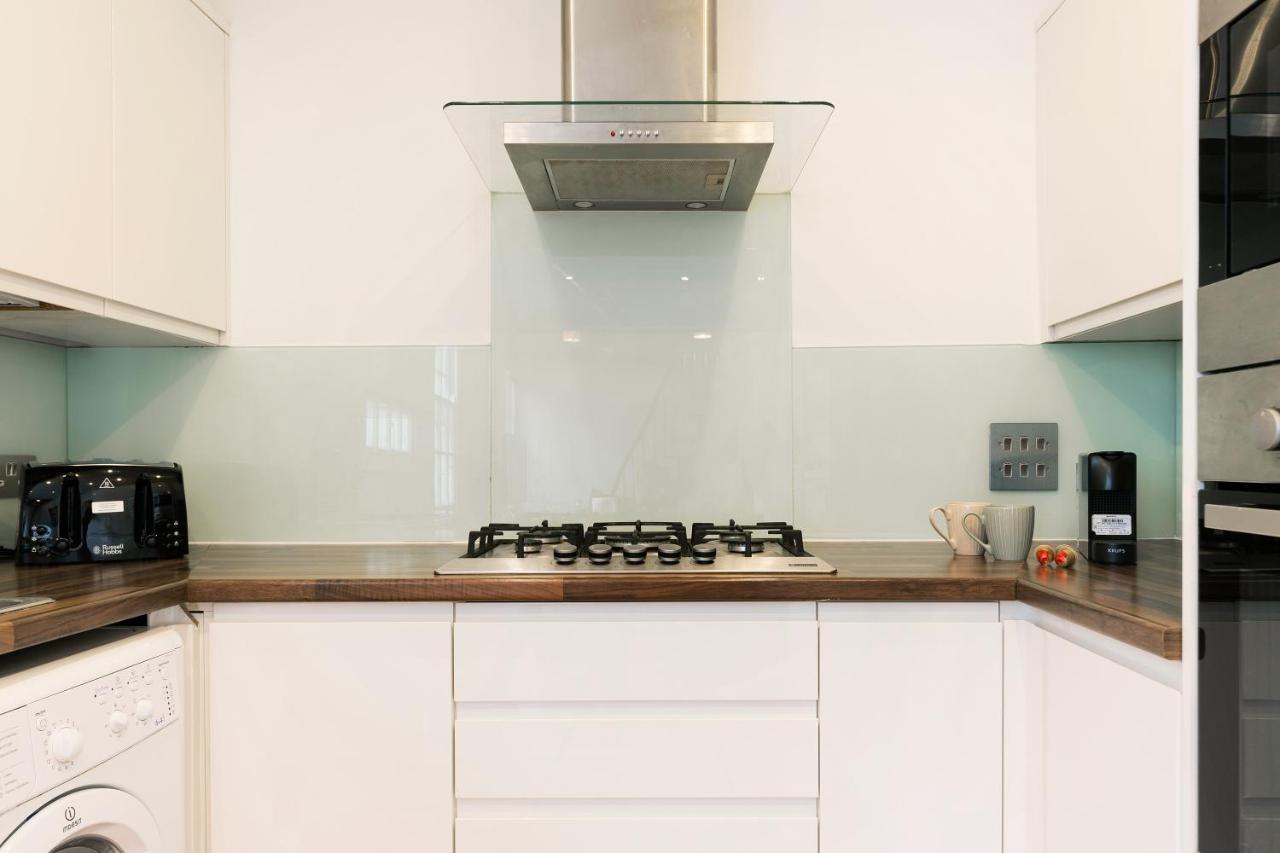 לונדון Spacious 4 Bedrooms Flat In New Oxford Street מראה חיצוני תמונה