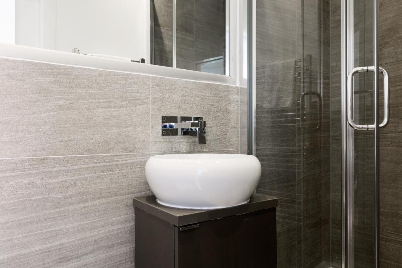 לונדון Spacious 4 Bedrooms Flat In New Oxford Street מראה חיצוני תמונה